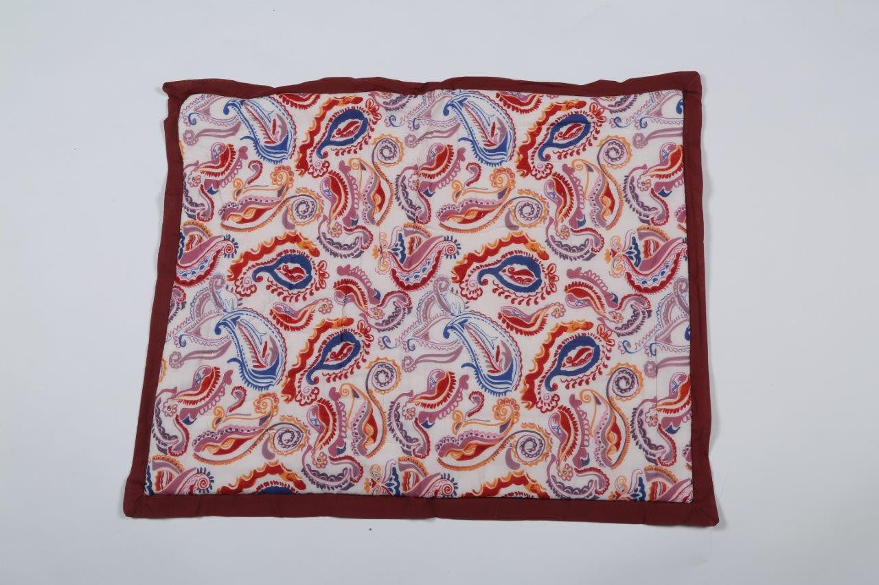 100% COTTON HAND PRINTED RED AND BLUE PAISLEY QUILT WITH 2 SHAMS