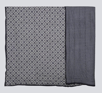 100% COTTON HAND PRINTED GREY AND WHITE TRIBAL QUILT WITH 2 SHAMS