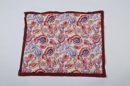 100% COTTON HAND PRINTED RED AND BLUE PAISLEY QUILT  WITH 2 SHAMS