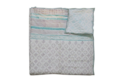 100% COTTON HAND PRINTED GREY AND TEAL QUILT WITH 2 SHAMS