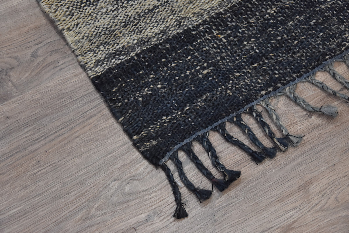 Timbergirl Braided Black Grey 100% Jute Handmade Rug